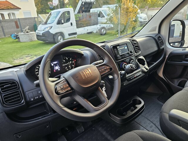 FIAT Ducato 35 MAXI L5H2 L4H2 180 15m³ Safety Kamera - Fourgon utilitaire: photos 4 FIAT Ducato 35 MAXI L5H2 L4H2 180 15m³ Safety Kamera - Fourgon utilitaire: photos 4