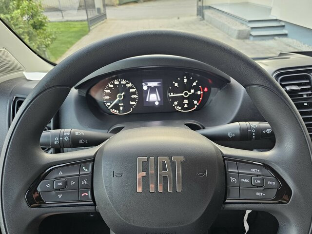 FIAT Ducato MAXI 140 Serie10-9.2 2025 L4 DOKA 2,9 M. - Fourgon plateau, Utilitaire double cabine: photos 3 FIAT Ducato MAXI 140 Serie10-9.2 2025 L4 DOKA 2,9 M. - Fourgon plateau, Utilitaire double cabine: photos 3