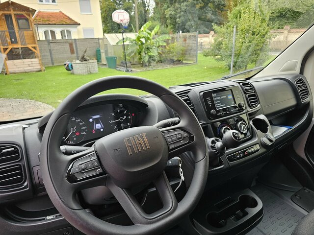 FIAT Ducato MAXI 140 Serie10-9.2 2025 L5 DOKA 3,3 M. - Fourgon plateau, Utilitaire double cabine: photos 3 FIAT Ducato MAXI 140 Serie10-9.2 2025 L5 DOKA 3,3 M. - Fourgon plateau, Utilitaire double cabine: photos 3
