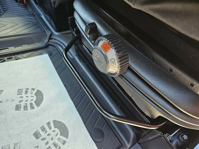 MERCEDES-BENZ Sprinter 317 CDI Kasten L2H2 AHK 3,5t MBUX10,25... - Fourgon utilitaire: photos 5 MERCEDES-BENZ Sprinter 317 CDI Kasten L2H2 AHK 3,5t MBUX10,25... - Fourgon utilitaire: photos 5