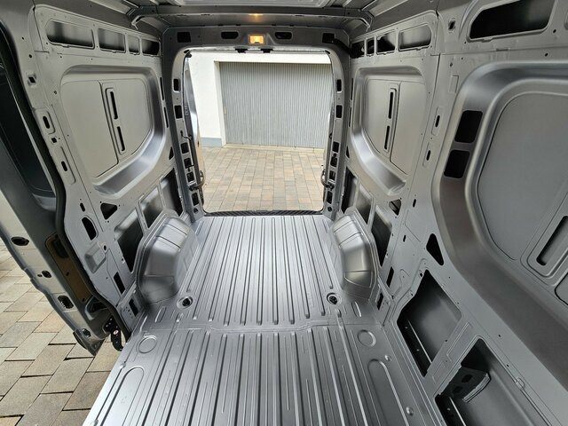 Fourgon utilitaire neuf RENAULT Master L2H2 170 Neues Modell 10'' Navi Kamera...: photos 30 Fourgon utilitaire neuf RENAULT Master L2H2 170 Neues Modell 10'' Navi Kamera...: photos 30