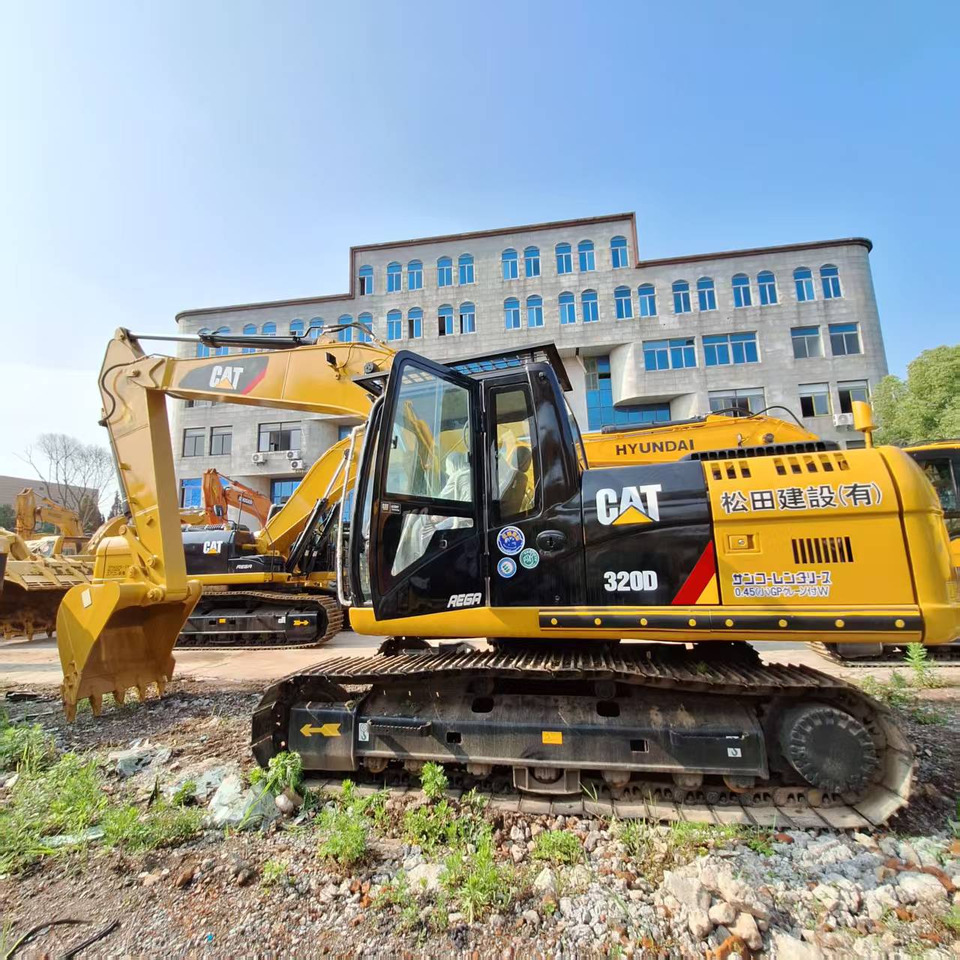 CAT 320D used excavator - Pelle sur chenille: photos 3 CAT 320D used excavator - Pelle sur chenille: photos 3