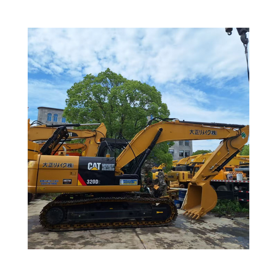 CAT 320D2 Excavator - Pelle sur chenille: photos 1 CAT 320D2 Excavator - Pelle sur chenille: photos 1