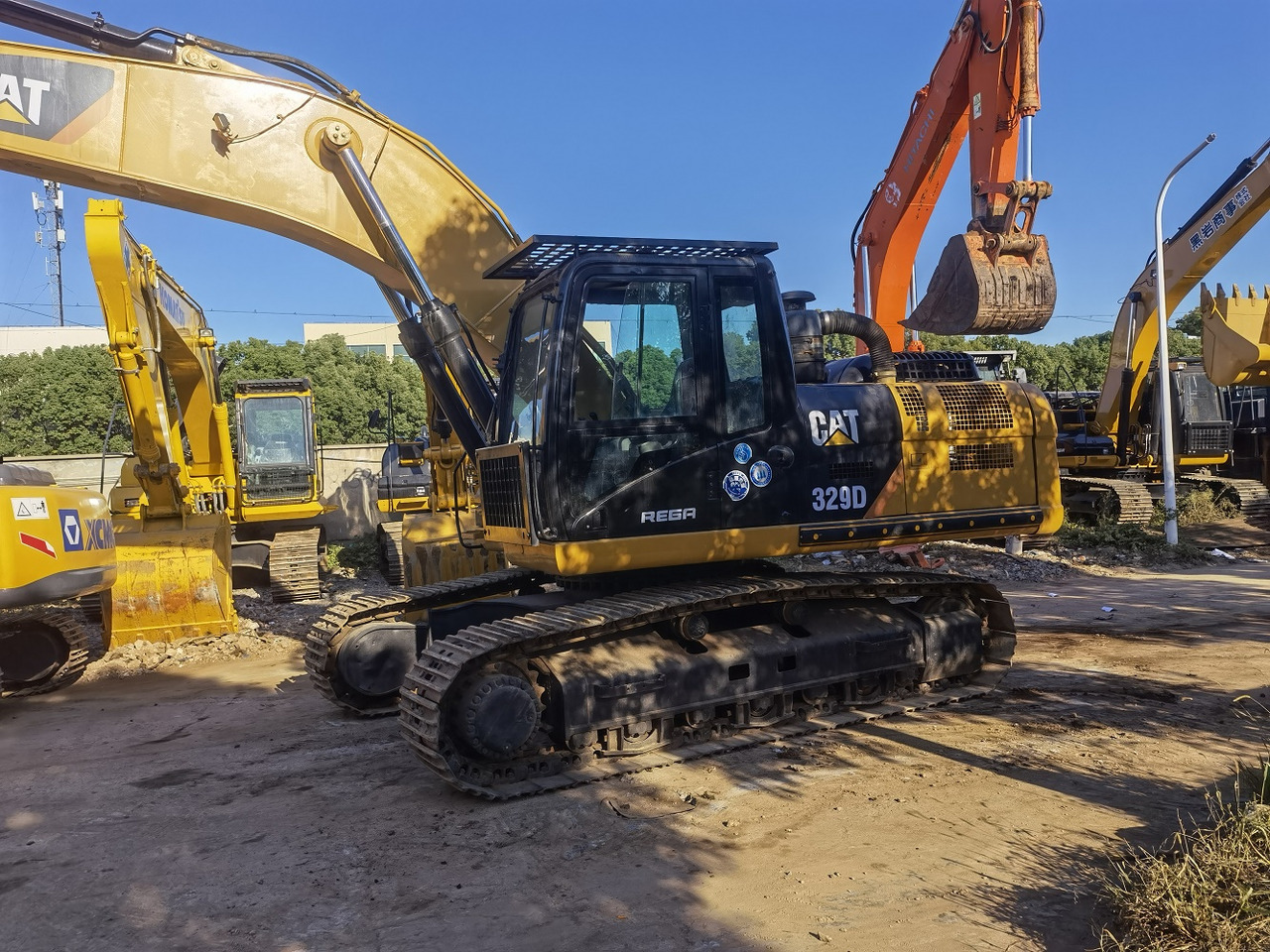 CAT 329D Excavator - Pelle sur chenille: photos 2 CAT 329D Excavator - Pelle sur chenille: photos 2