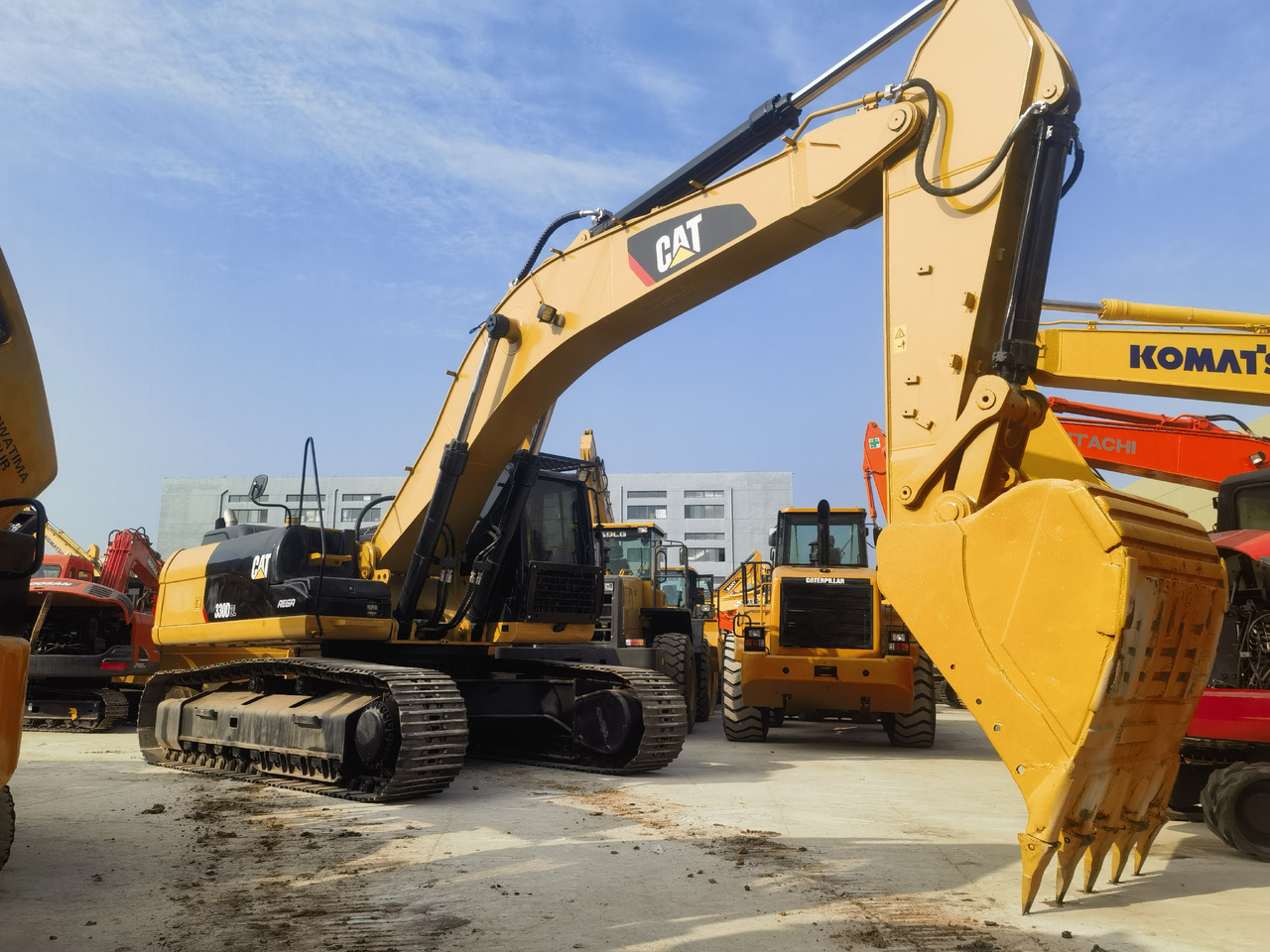 CAT 330D2L Excavator - Pelle sur chenille: photos 4 CAT 330D2L Excavator - Pelle sur chenille: photos 4