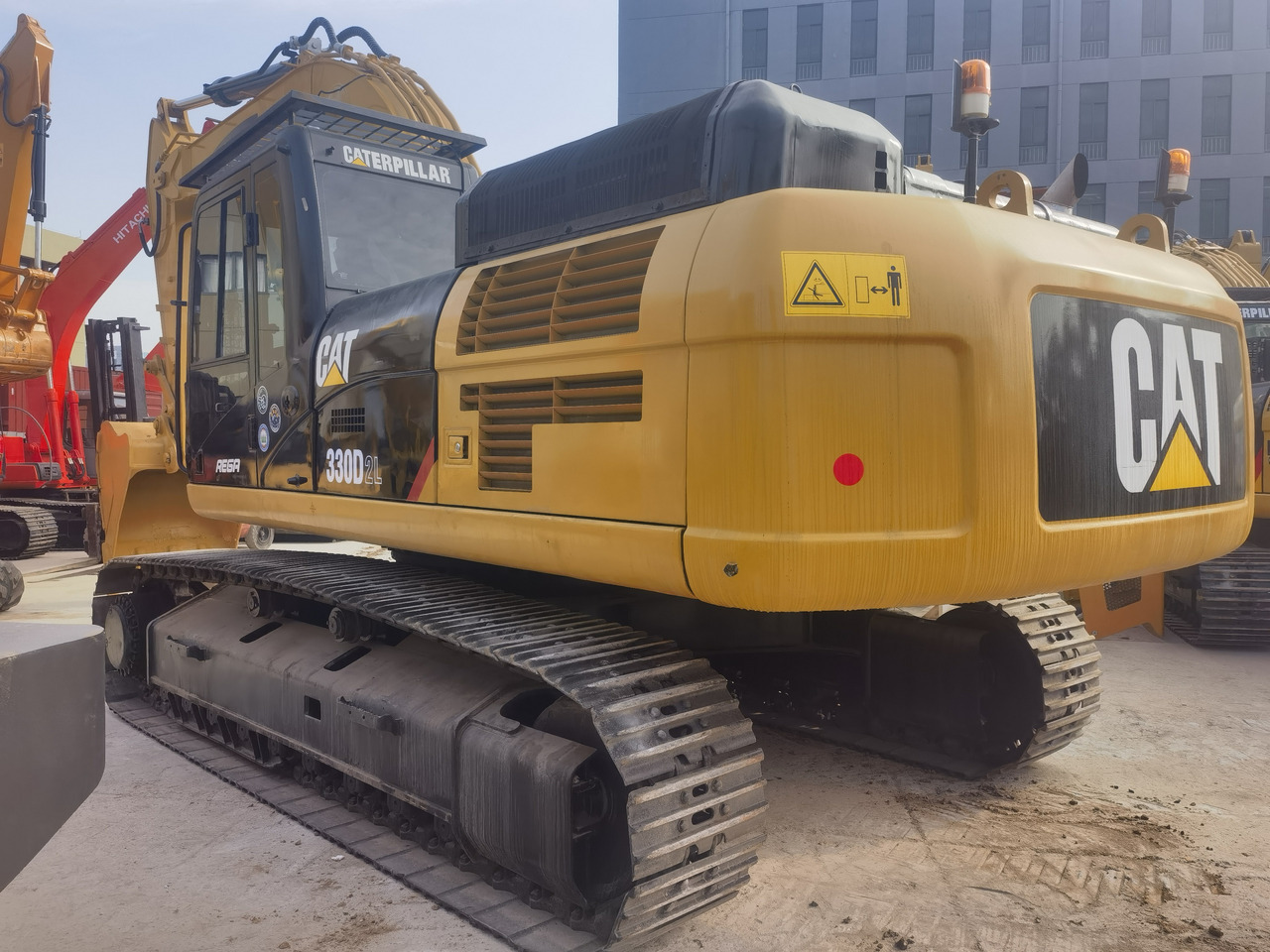 CAT 330D2L Excavator - Pelle sur chenille: photos 2 CAT 330D2L Excavator - Pelle sur chenille: photos 2