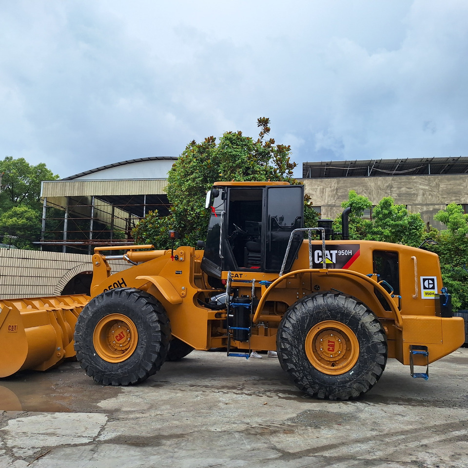 CAT 950H Loader - Chargeuse sur pneus: photos 1 CAT 950H Loader - Chargeuse sur pneus: photos 1