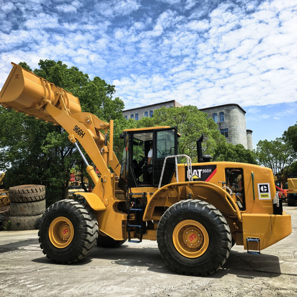 CAT 966H - Chargeuse sur pneus: photos 5 CAT 966H - Chargeuse sur pneus: photos 5