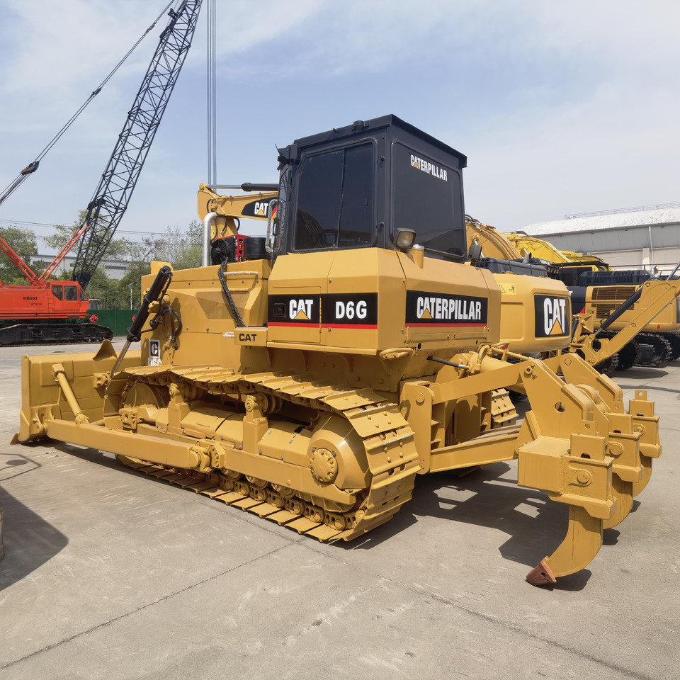CAT D6G BullDozer - Bulldozer: photos 3 CAT D6G BullDozer - Bulldozer: photos 3