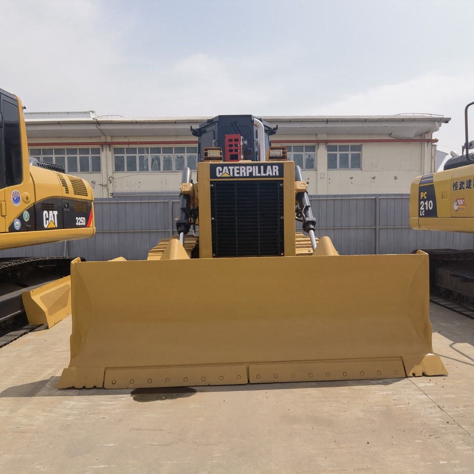 CAT D6G BullDozer - Bulldozer: photos 4 CAT D6G BullDozer - Bulldozer: photos 4