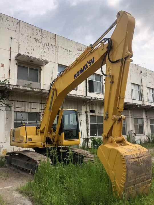 Cheap crawler excavator Komatsu PC220-7 hydraulic Excavator secondhand used komatsu pc 200-7 pc220-7 excavator for sale - Pelle sur chenille: photos 2 Cheap crawler excavator Komatsu PC220-7 hydraulic Excavator secondhand used komatsu pc 200-7 pc220-7 excavator for sale - Pelle sur chenille: photos 2