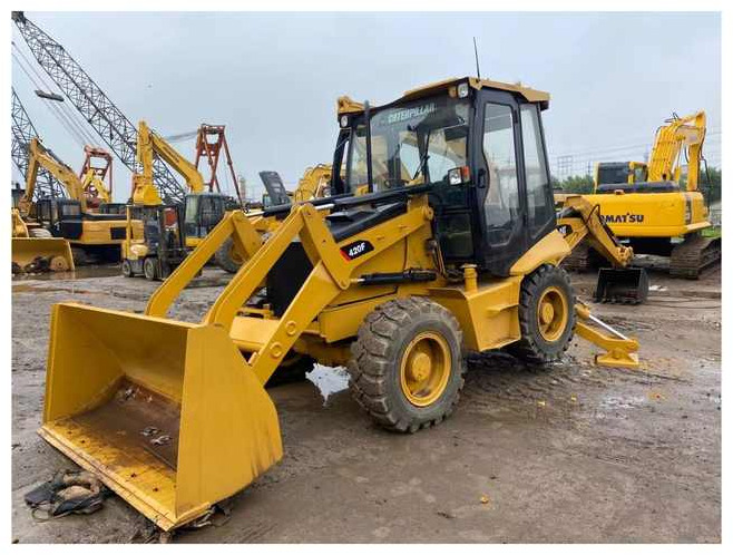 Cheap prices Good Condition High Performance CAT 420F second hand Backhoe Loader 420F Loader Backhoe for sale - Tractopelle: photos 1 Cheap prices Good Condition High Performance CAT 420F second hand Backhoe Loader 420F Loader Backhoe for sale - Tractopelle: photos 1