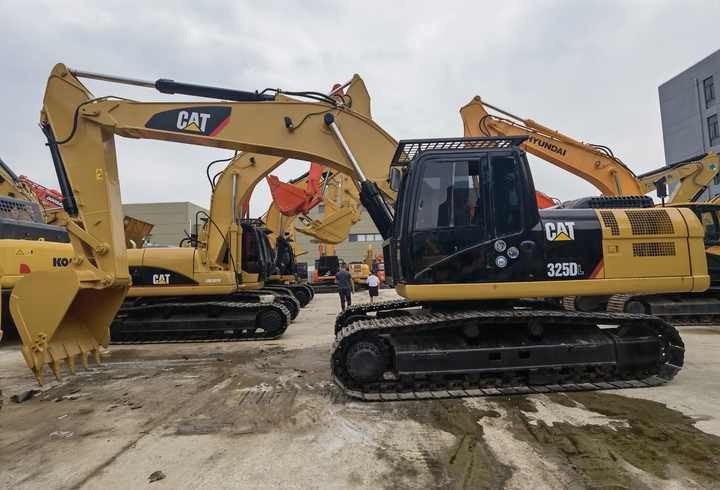 Excavator SECOND HAND Excavator Cat 325D 325DL Used Excavator Cheap Price FOR SALE - Pelle sur chenille: photos 3 Excavator SECOND HAND Excavator Cat 325D 325DL Used Excavator Cheap Price FOR SALE - Pelle sur chenille: photos 3
