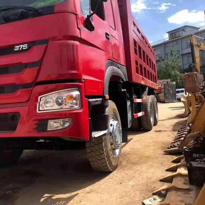 Good Condition 30 Ton 20 Ton Dump Truck 10 Wheeler Sinotruk Howo Used Dumper Truck Tipper 6x4 - Camion benne: photos 3 Good Condition 30 Ton 20 Ton Dump Truck 10 Wheeler Sinotruk Howo Used Dumper Truck Tipper 6x4 - Camion benne: photos 3