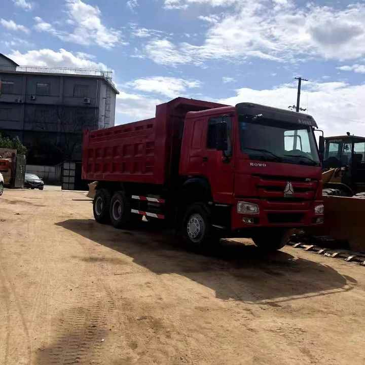 Good Condition 30 Ton 20 Ton Dump Truck 10 Wheeler Sinotruk Howo Used Dumper Truck Tipper 6x4 - Camion benne: photos 2 Good Condition 30 Ton 20 Ton Dump Truck 10 Wheeler Sinotruk Howo Used Dumper Truck Tipper 6x4 - Camion benne: photos 2