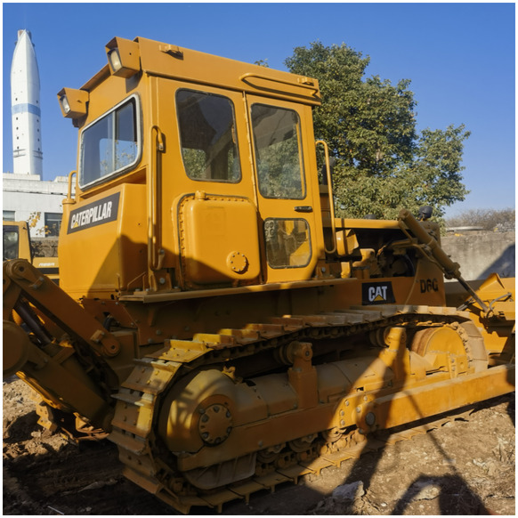 Good working condition original Japanese Second Hand Caterpillar CAT D6G Bulldozer with high quality for sale - Bulldozer: photos 1 Good working condition original Japanese Second Hand Caterpillar CAT D6G Bulldozer with high quality for sale - Bulldozer: photos 1