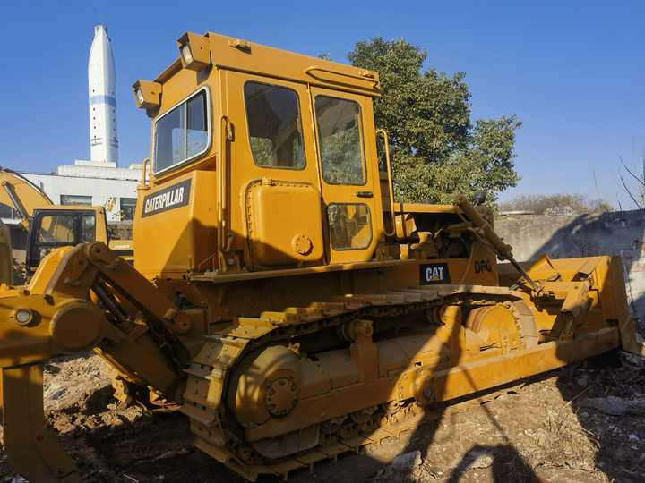 Good working condition original Japanese Second Hand Caterpillar CAT D6G Bulldozer with high quality for sale - Bulldozer: photos 2 Good working condition original Japanese Second Hand Caterpillar CAT D6G Bulldozer with high quality for sale - Bulldozer: photos 2
