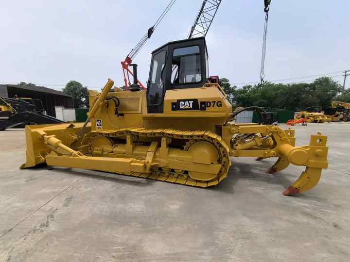 High Efficiency d6h d7h Used Caterpillar Bulldozer d7g used caterpillar bulldozer in shanghai - Bulldozer: photos 4 High Efficiency d6h d7h Used Caterpillar Bulldozer d7g used caterpillar bulldozer in shanghai - Bulldozer: photos 4