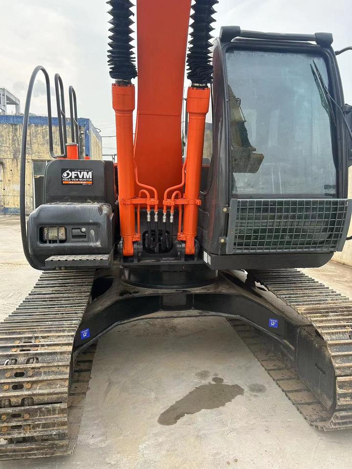 Hitachi ZX120 Excavator - Pelle sur chenille: photos 3 Hitachi ZX120 Excavator - Pelle sur chenille: photos 3