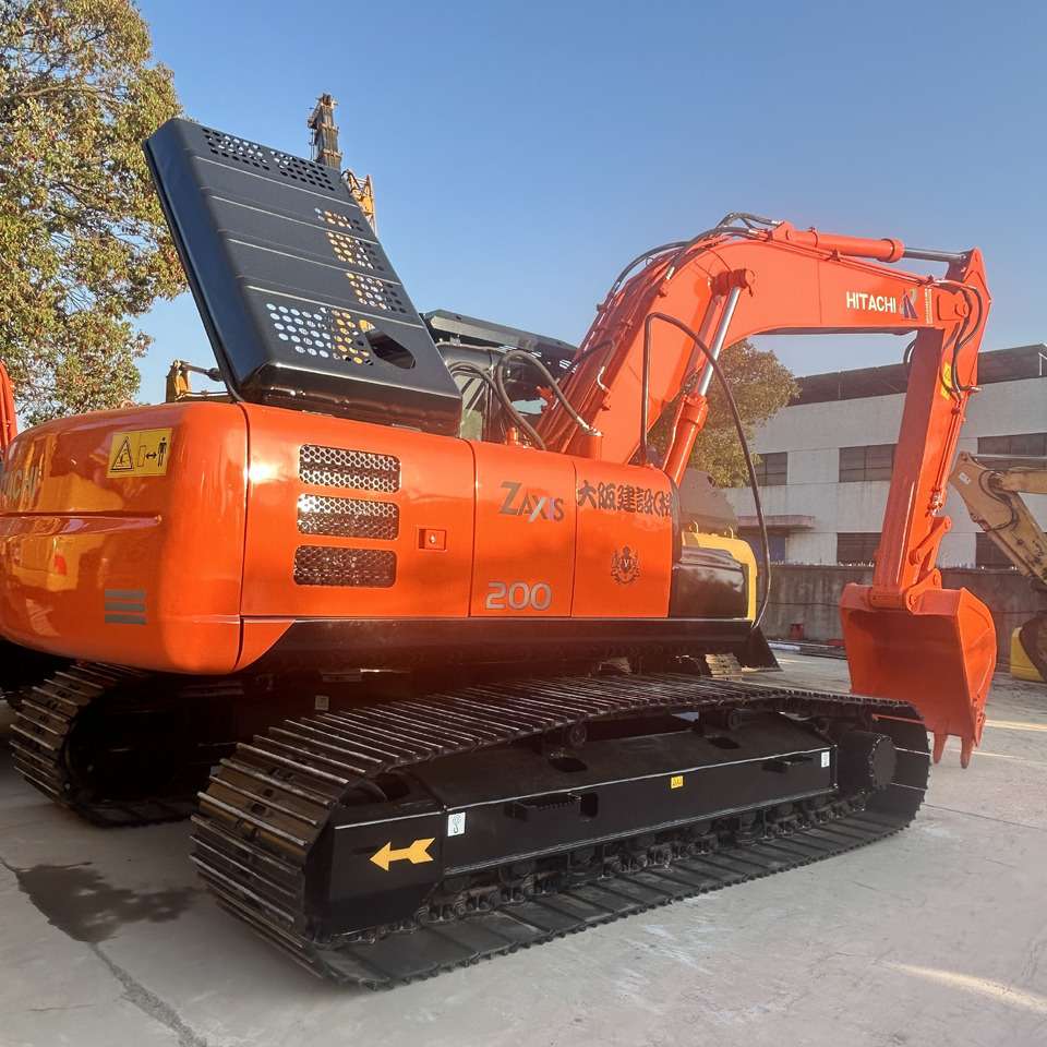 Hitachi ZX200-3 Excavator - Pelle sur chenille: photos 4 Hitachi ZX200-3 Excavator - Pelle sur chenille: photos 4