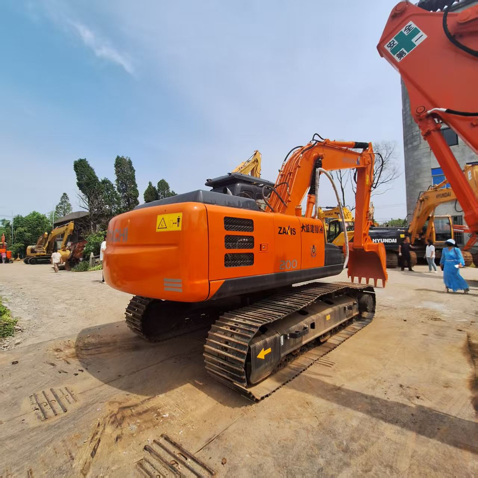 Hitachi ZX200-5g excavator - Pelle: photos 5 Hitachi ZX200-5g excavator - Pelle: photos 5