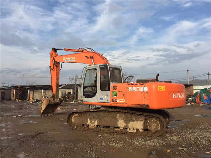 Hitachi ZX200 Excavator - Pelle sur chenille: photos 2 Hitachi ZX200 Excavator - Pelle sur chenille: photos 2