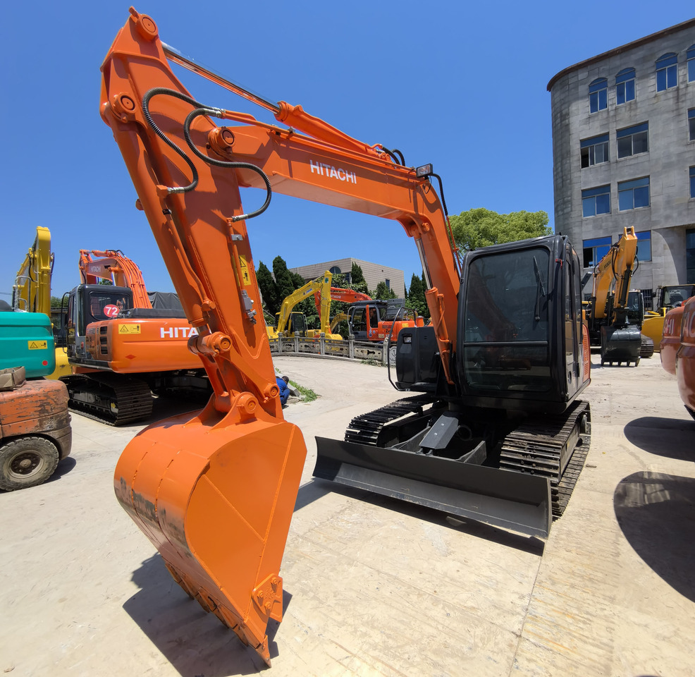 Hitachi Zx70 Crawler Excavator - Mini pelle: photos 3 Hitachi Zx70 Crawler Excavator - Mini pelle: photos 3