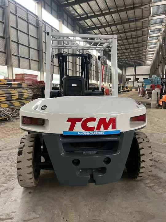 Hot Sale Used Japanese diesel Engine Forklift TCM FD70 Second-hand TCM 7 TON Forklift Cheap Sale - Chariot élévateur diesel: photos 4 Hot Sale Used Japanese diesel Engine Forklift TCM FD70 Second-hand TCM 7 TON Forklift Cheap Sale - Chariot élévateur diesel: photos 4