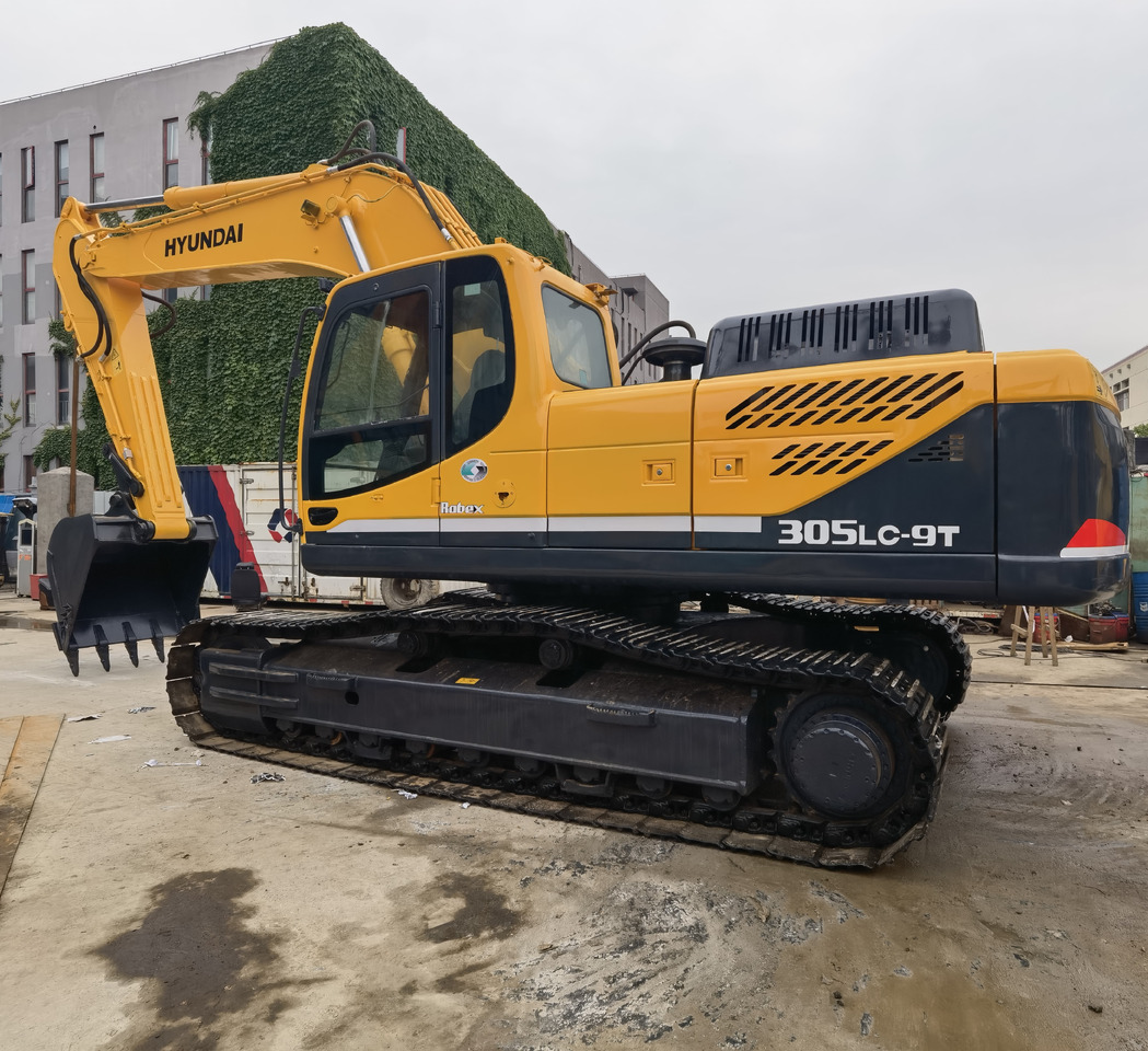 Hyundai 305LC-9T Excavator - Pelle sur chenille: photos 1 Hyundai 305LC-9T Excavator - Pelle sur chenille: photos 1