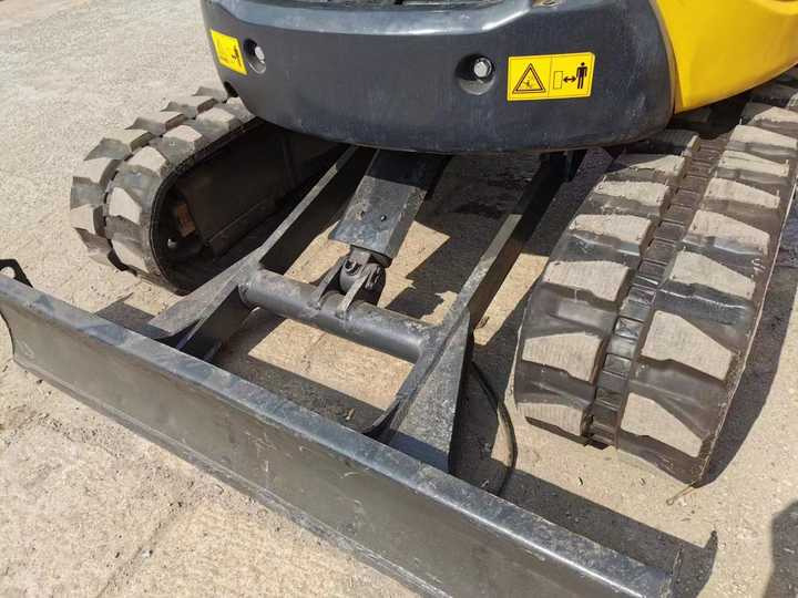 Japan original used Komatsu PC55MR-3 crawler excavator used cheap price Komatsu PC55MR-3 for sale - Mini pelle: photos 2 Japan original used Komatsu PC55MR-3 crawler excavator used cheap price Komatsu PC55MR-3 for sale - Mini pelle: photos 2