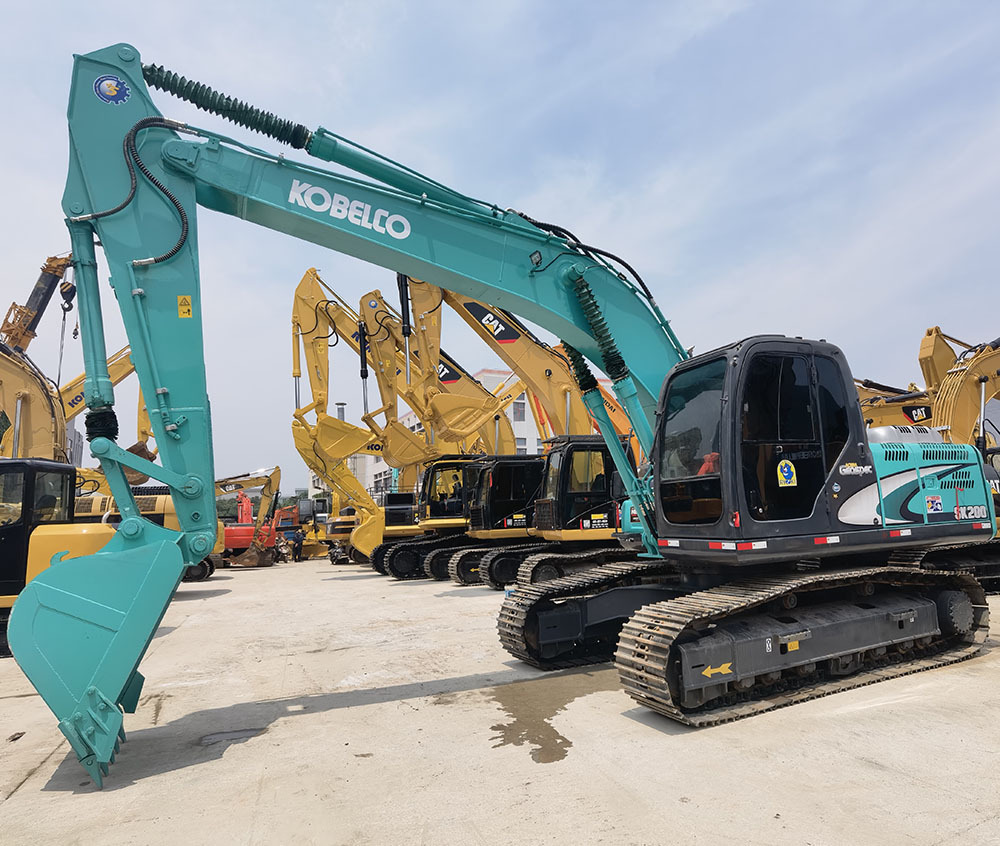 Kobelco SK200-8 Excavator - Pelle sur chenille: photos 3 Kobelco SK200-8 Excavator - Pelle sur chenille: photos 3