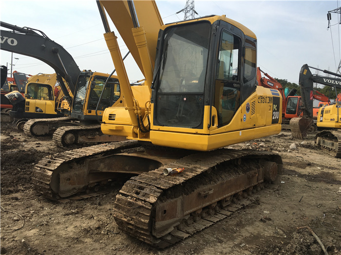 Komatsu PC200-7 excavator - Pelle sur chenille: photos 4 Komatsu PC200-7 excavator - Pelle sur chenille: photos 4