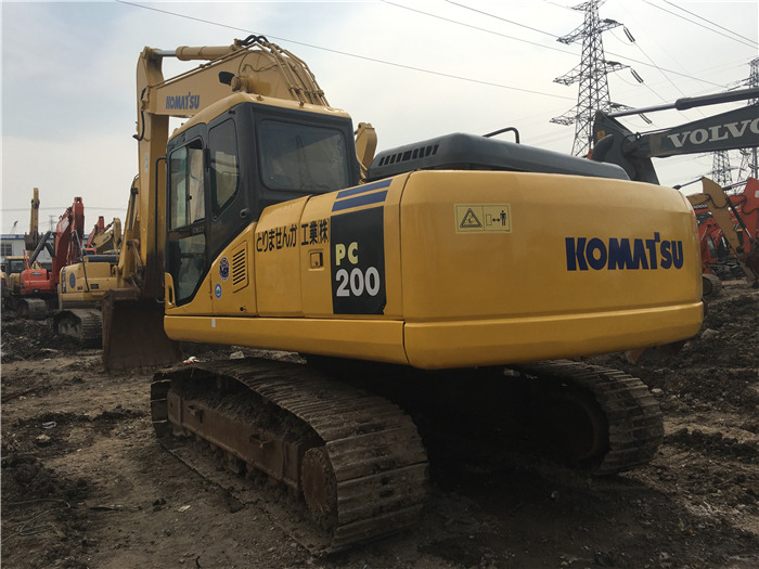 Komatsu PC200-7 excavator - Pelle sur chenille: photos 2 Komatsu PC200-7 excavator - Pelle sur chenille: photos 2