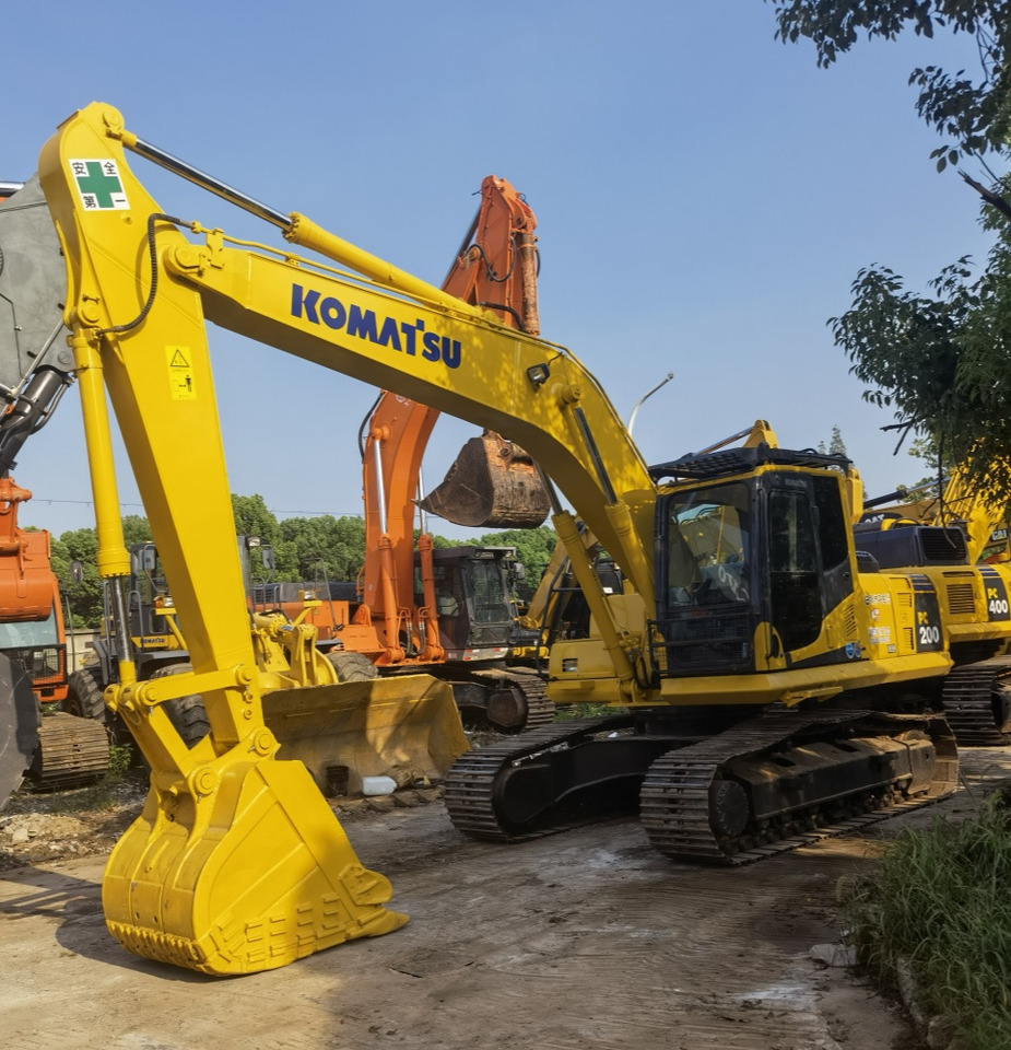 Komatsu PC200-8 Excavator - Pelle sur chenille: photos 4 Komatsu PC200-8 Excavator - Pelle sur chenille: photos 4
