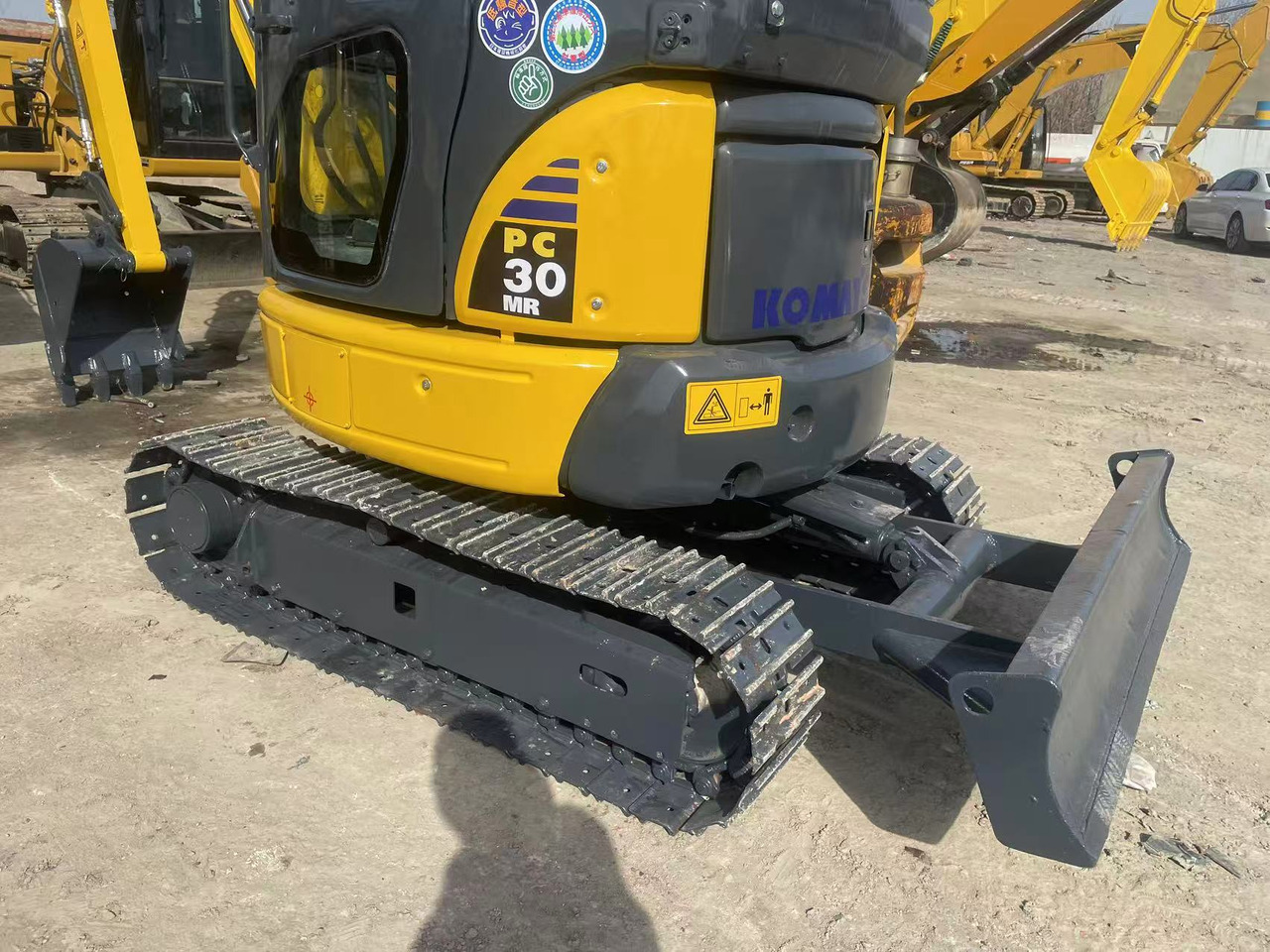 Komatsu PC30 Excavator - Pelle sur chenille: photos 3 Komatsu PC30 Excavator - Pelle sur chenille: photos 3