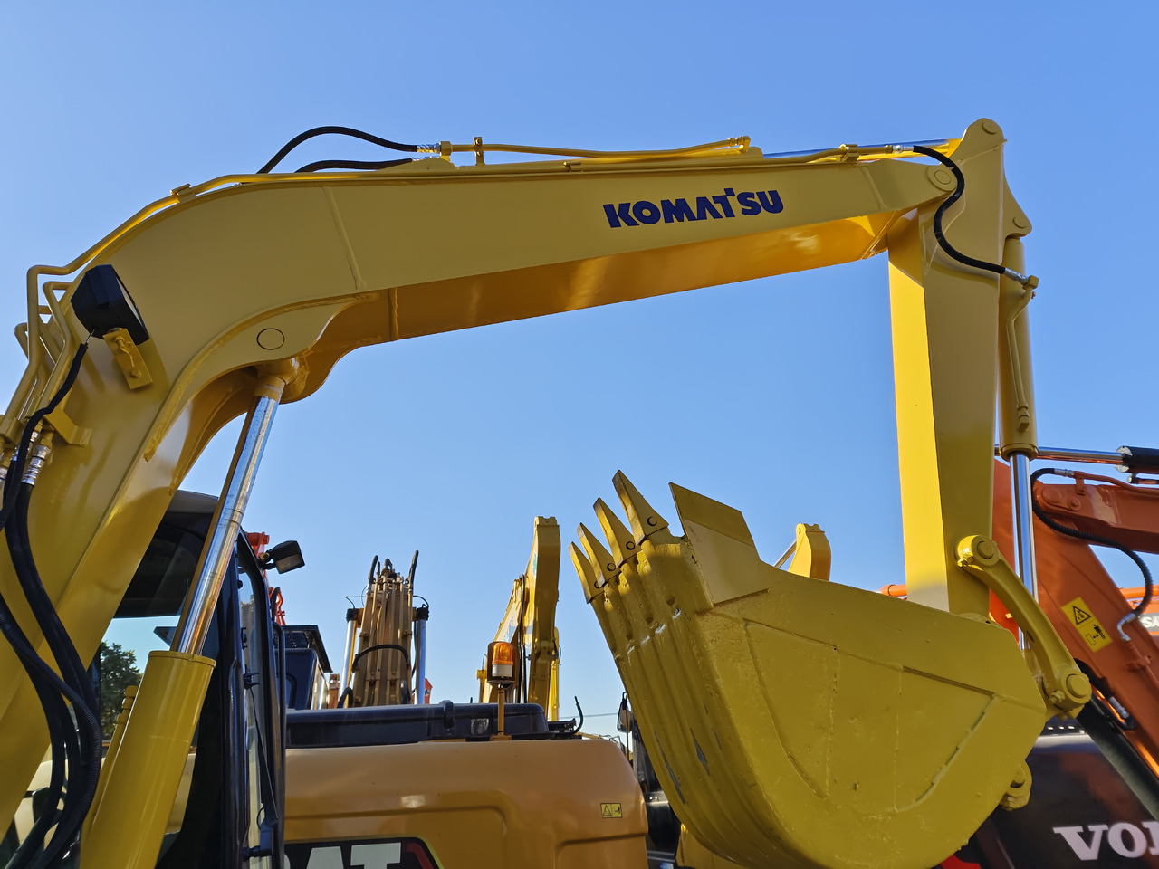 Komatsu PC78US Excavator - Pelle: photos 5 Komatsu PC78US Excavator - Pelle: photos 5