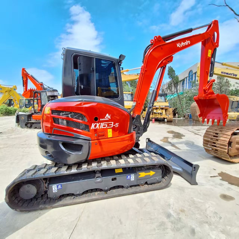 Kubota KX163-5 Excavators - Pelle sur chenille: photos 3 Kubota KX163-5 Excavators - Pelle sur chenille: photos 3