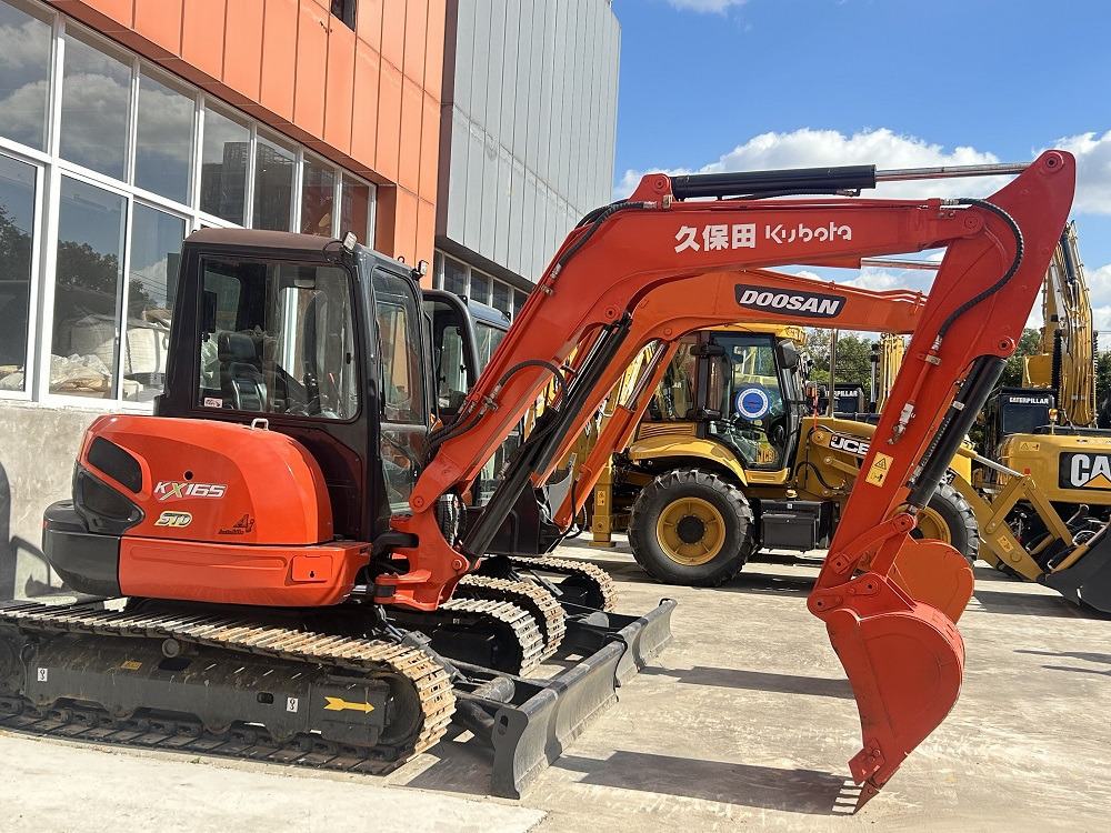 Kubota KX165-5 Excavators - Pelle sur chenille: photos 2 Kubota KX165-5 Excavators - Pelle sur chenille: photos 2