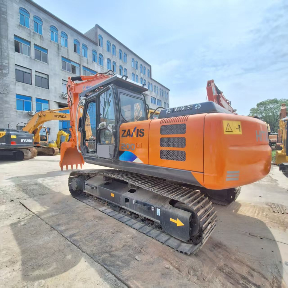 Second hand Hitachi ZX200 hitachi excavator in stock - Pelle: photos 2 Second hand Hitachi ZX200 hitachi excavator in stock - Pelle: photos 2