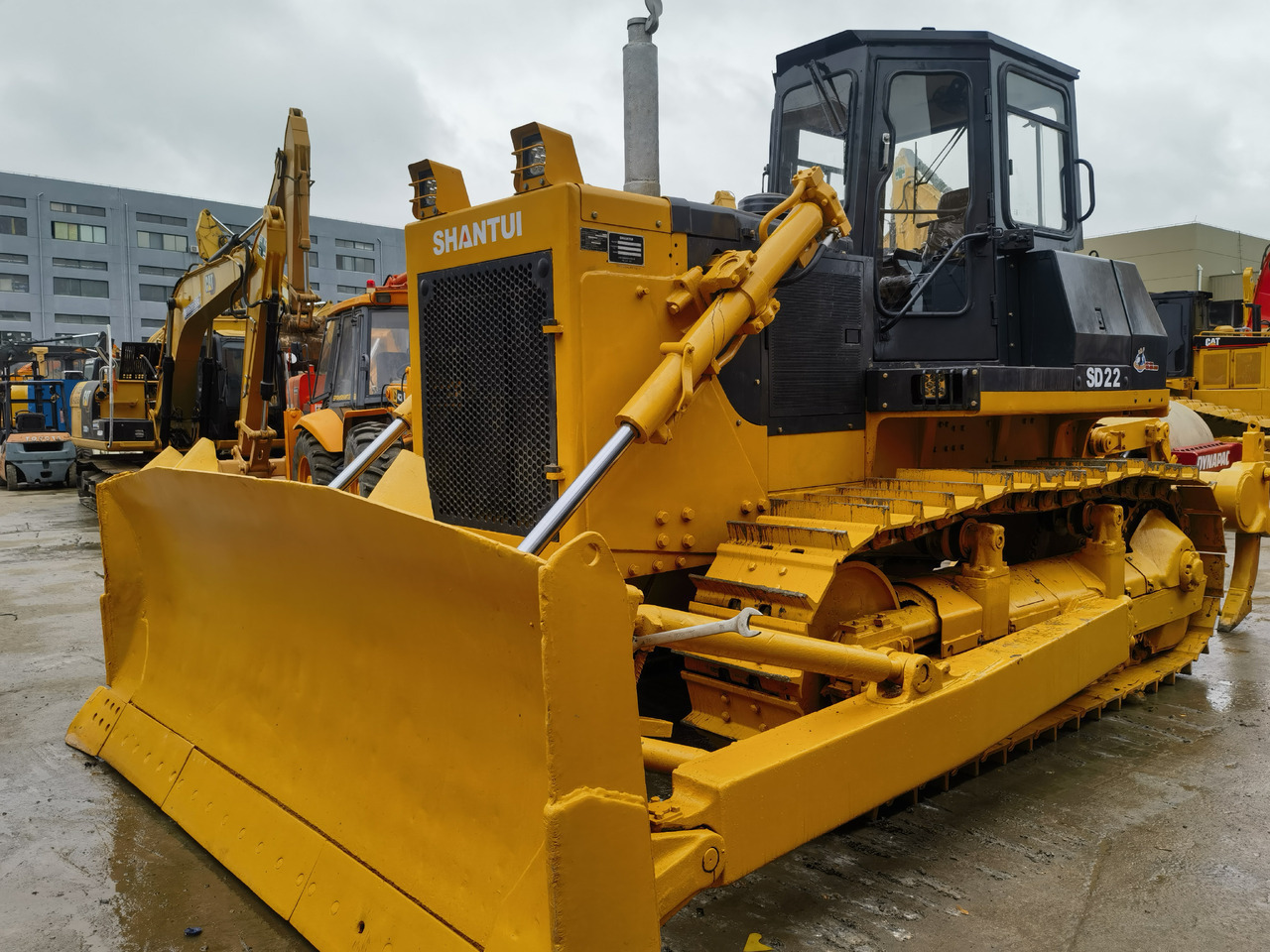 Shantui SD22 bulldozer - Bulldozer: photos 3 Shantui SD22 bulldozer - Bulldozer: photos 3