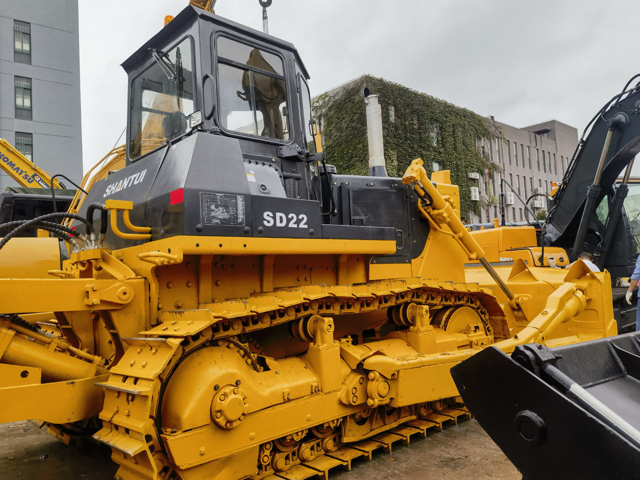 Shantui SD22 bulldozer - Bulldozer: photos 1 Shantui SD22 bulldozer - Bulldozer: photos 1