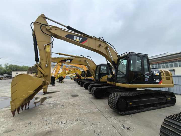 Used CAT 320D excavator in good condition at low price CAT 320D 320D2 320DL excavator for sale cat 320d2 - Pelle sur chenille: photos 2 Used CAT 320D excavator in good condition at low price CAT 320D 320D2 320DL excavator for sale cat 320d2 - Pelle sur chenille: photos 2