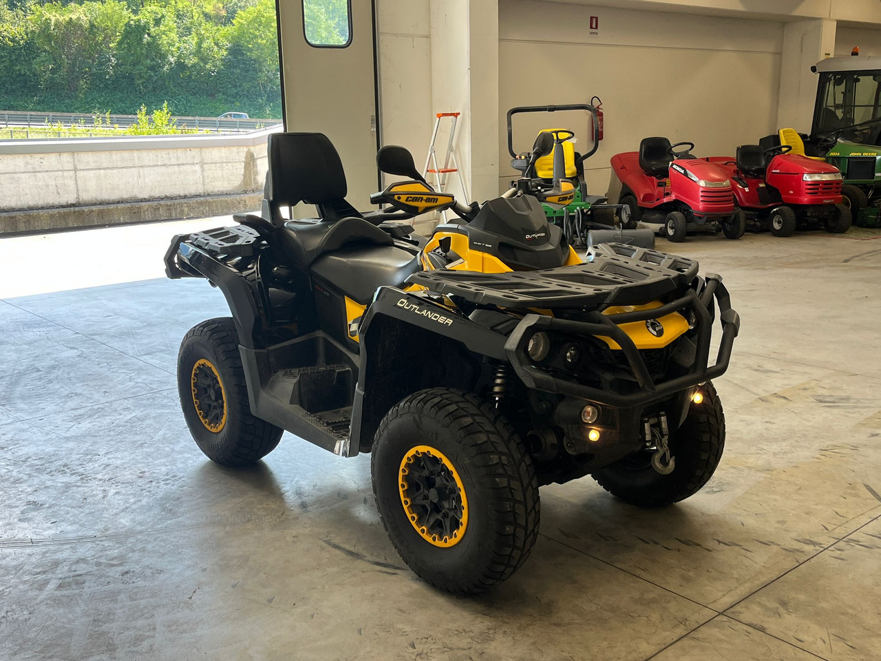 Quadricycle CAN-AM BRP OUTLANDER 1000 ROTAX 4X4: photos 9 Quadricycle CAN-AM BRP OUTLANDER 1000 ROTAX 4X4: photos 9