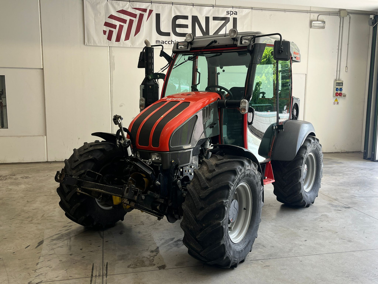 REFORM MOUNTY 100 V - Tracteur agricole: photos 2 REFORM MOUNTY 100 V - Tracteur agricole: photos 2