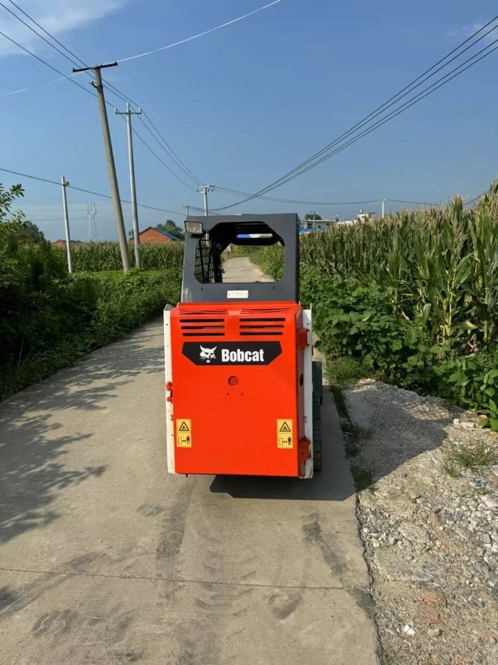 Bobcat S 70 - Mini chargeuse: photos 2 Bobcat S 70 - Mini chargeuse: photos 2