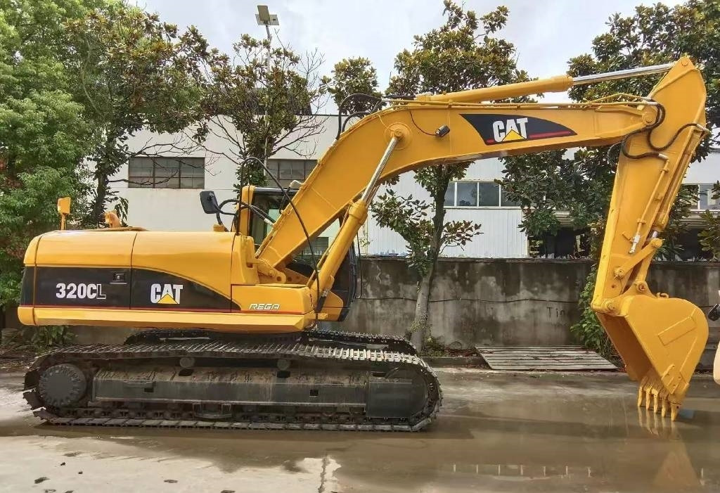 CAT 320 C - Pelle sur chenille: photos 1 CAT 320 C - Pelle sur chenille: photos 1
