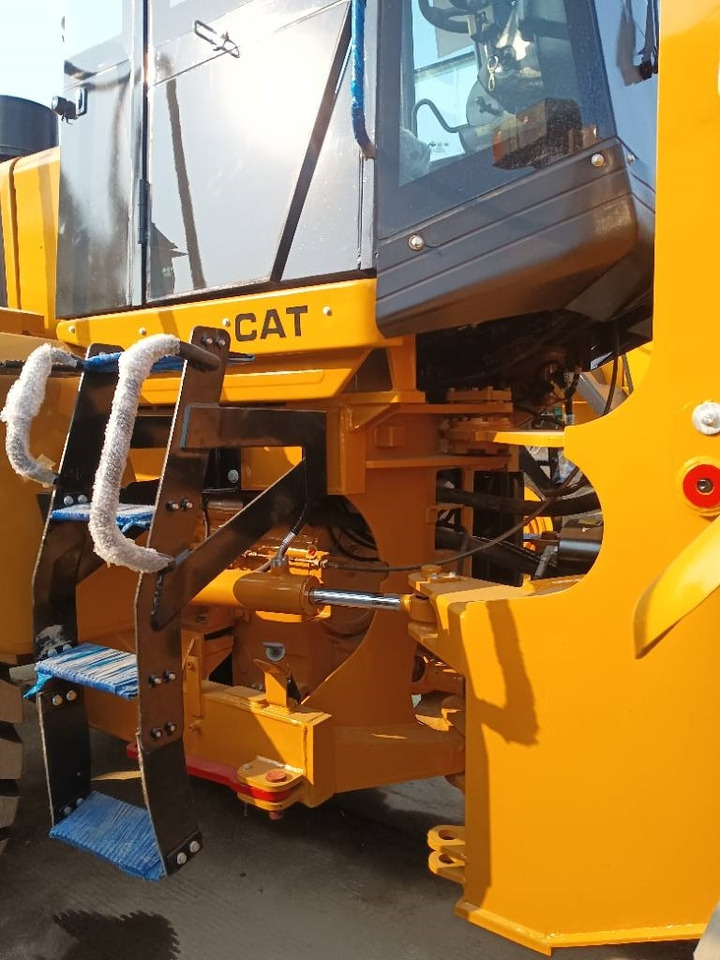 CAT 966 H - Chargeuse sur pneus: photos 5 CAT 966 H - Chargeuse sur pneus: photos 5