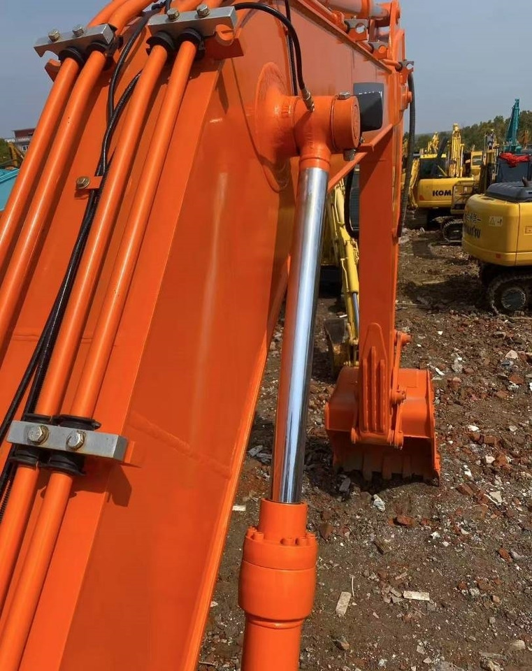 Doosan 150 - Pelle sur chenille: photos 4 Doosan 150 - Pelle sur chenille: photos 4