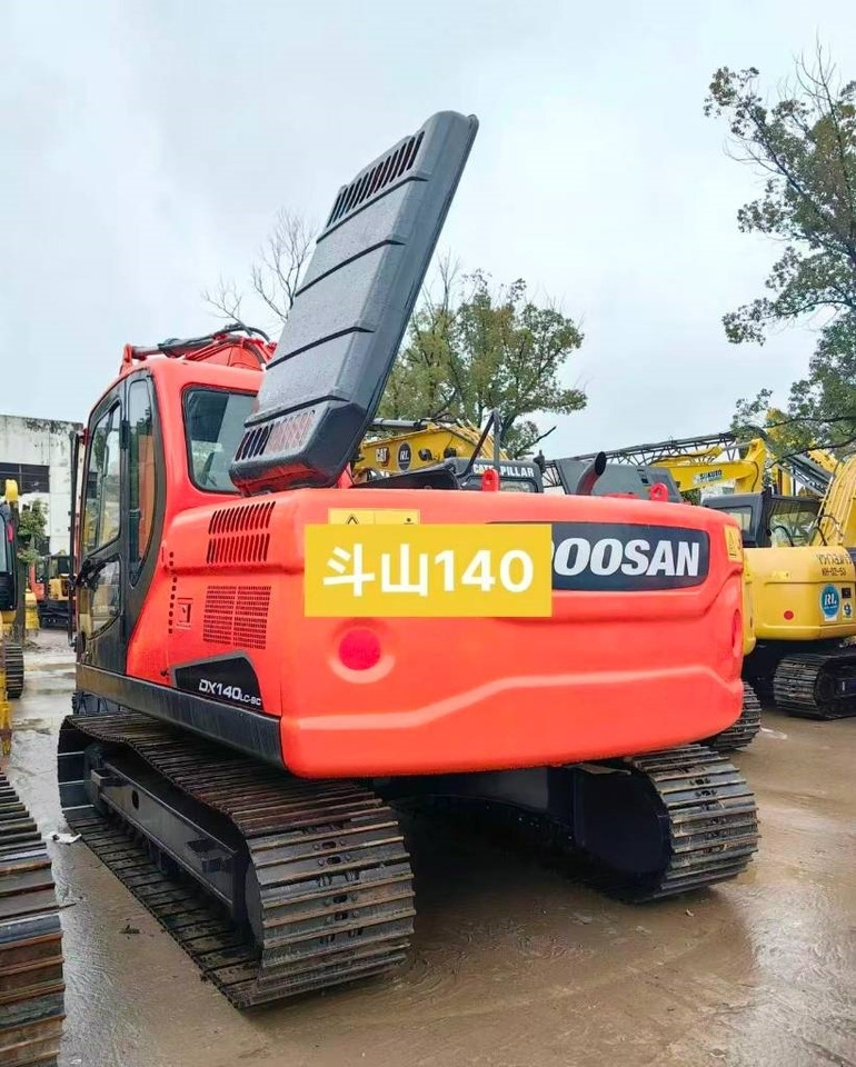 Pelle sur chenille Doosan DX 140: photos 8
