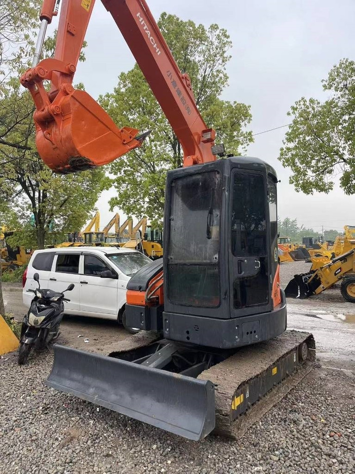 Hitachi 55 - Mini pelle: photos 5 Hitachi 55 - Mini pelle: photos 5